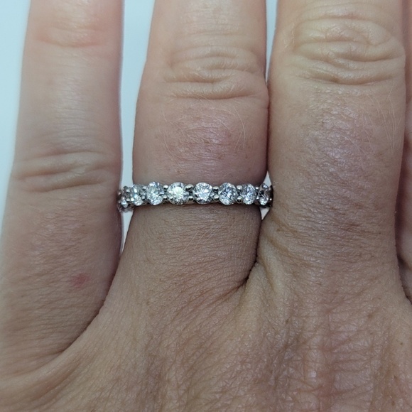 Genuine 2.00ct Diamond & Platinum Eternity Band - Picture 12 of 16